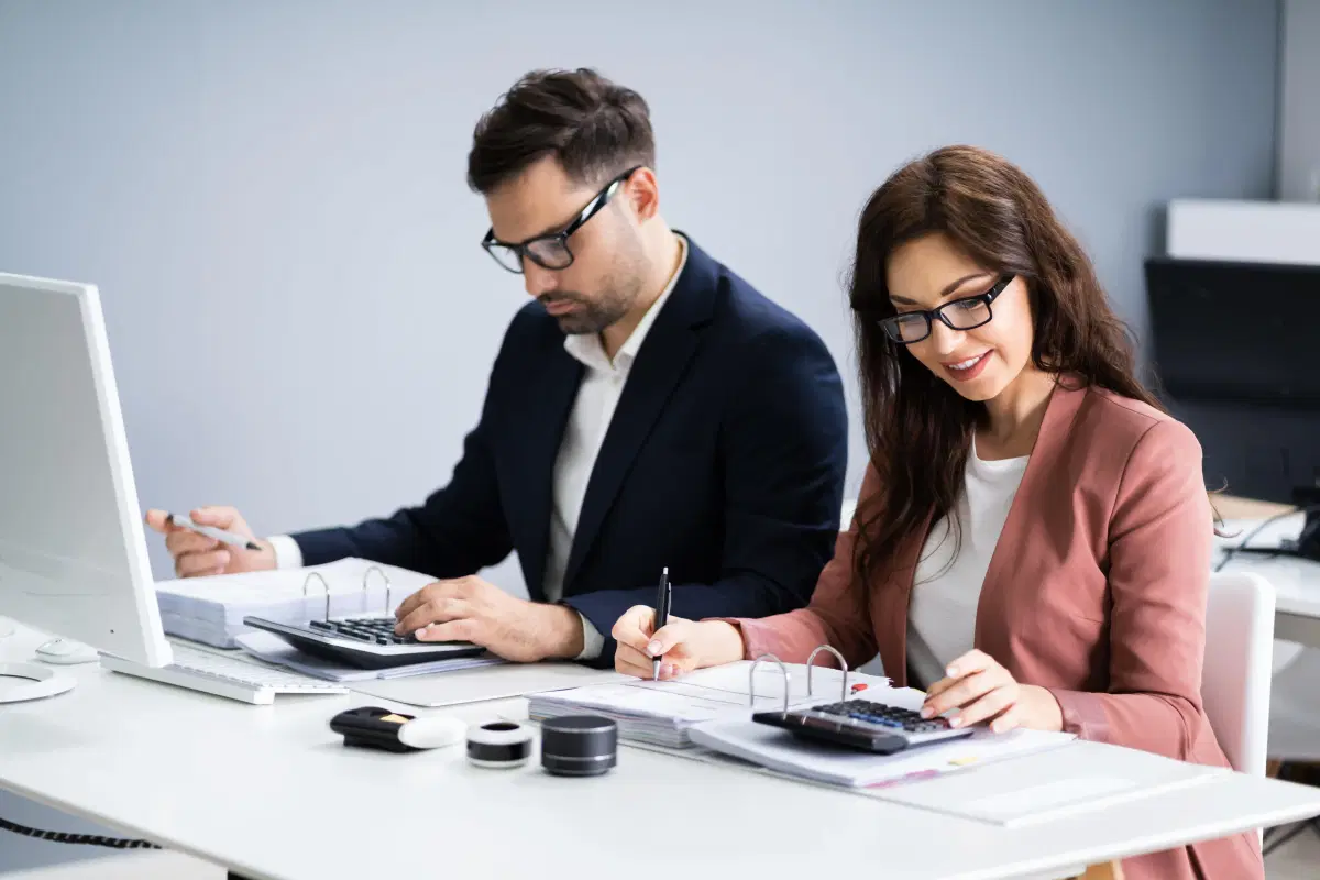 AEs (Account Executives)
